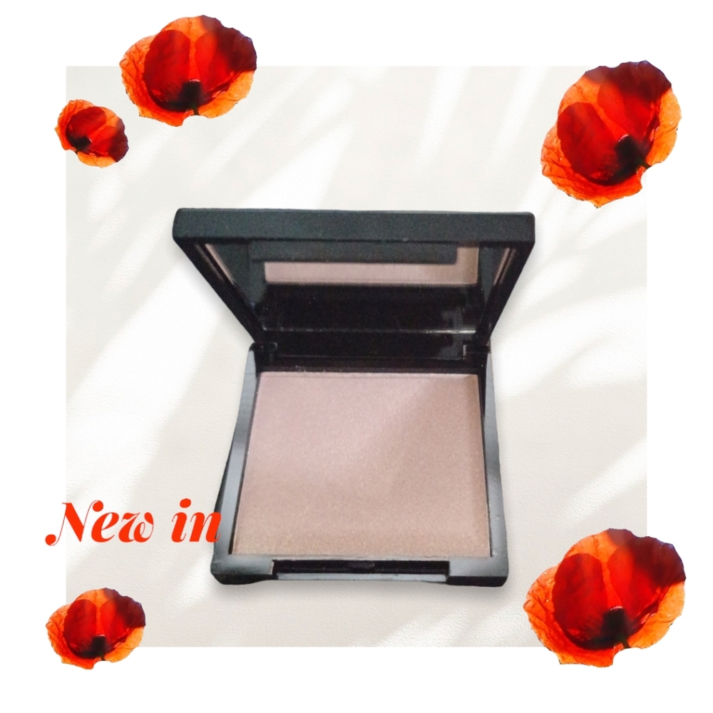 Saint Luxe Highlighter